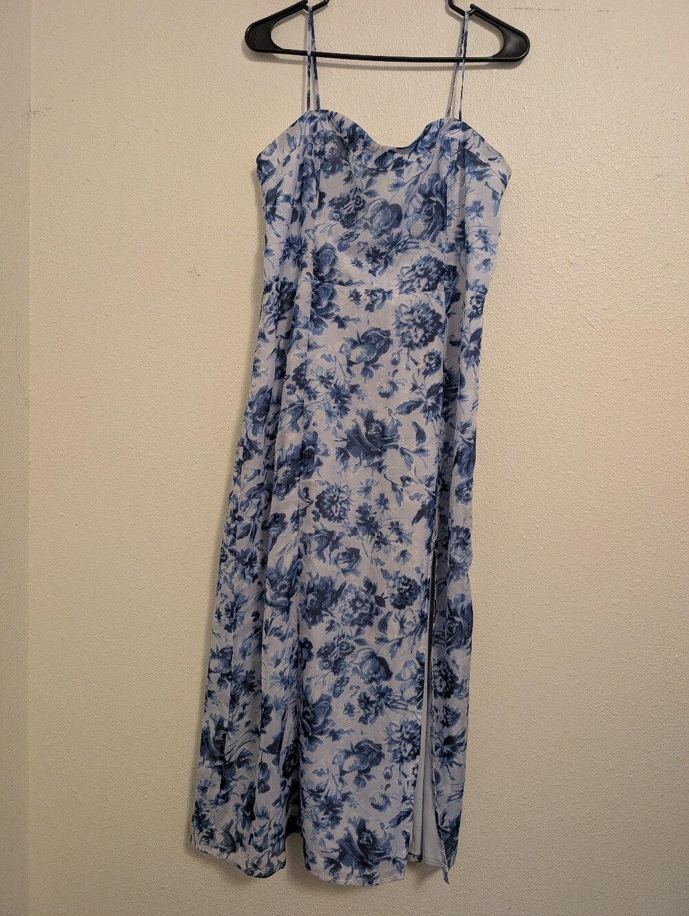 Abercrombie & Fitch White and Blue Strapless Floral Slip Dress
